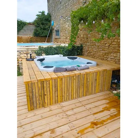 Nyaraló Nid Charentais Angouleme Pool Jacuzzi *