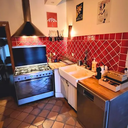 Nid Charentais Angouleme Pool Jacuzzi Сasa de vacaciones