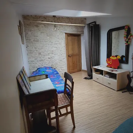 Angouleme - Nid Charentais Pool Jacuzzi