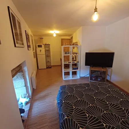 Nid Charentais Angouleme Pool Jacuzzi Feriehus