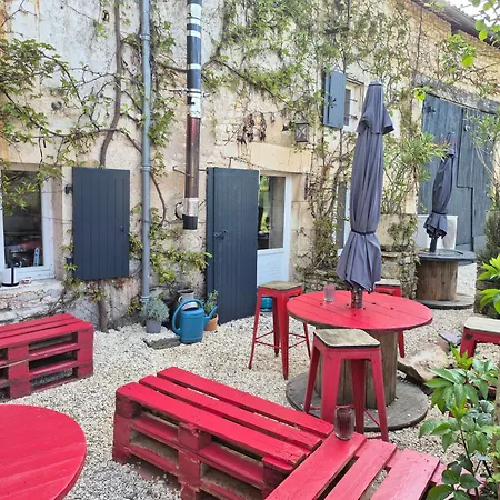 Nyaraló Nid Charentais Angouleme Pool Jacuzzi *
